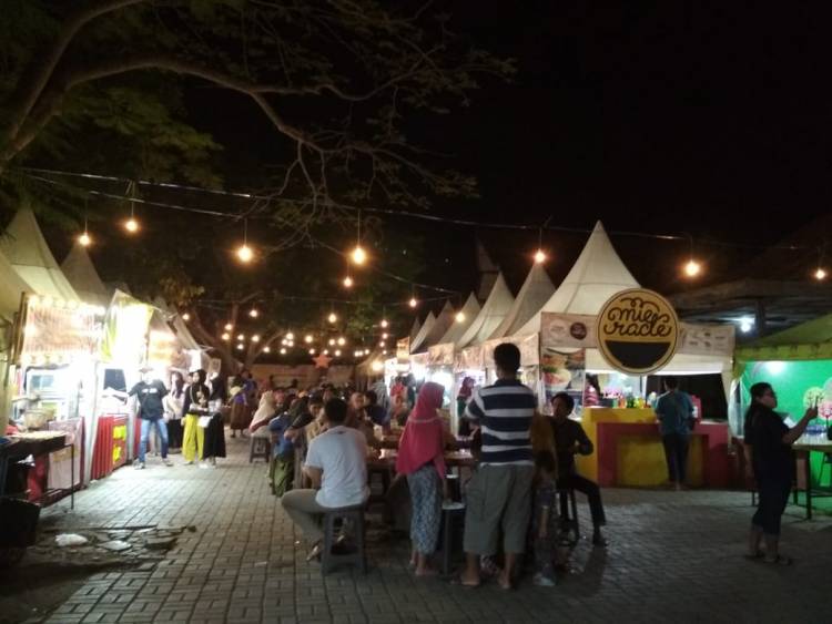 Festival Makanan di Rumah Belanda